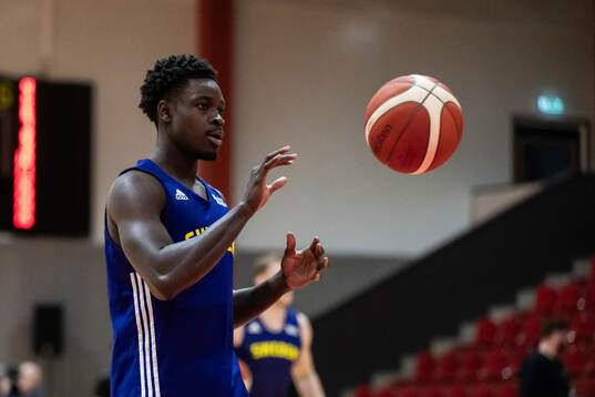 Barra Njie