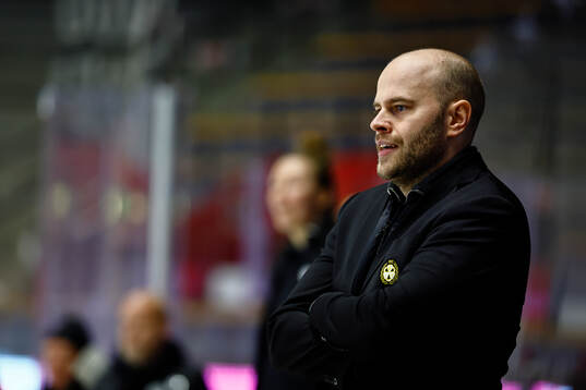 Brynäs tränare Filip Eriksson
