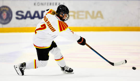Skott av Brynäs Maja Nylen-Persson