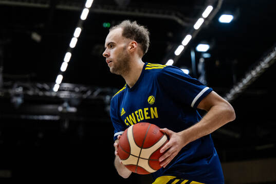 Denzel Andersson of Sweden