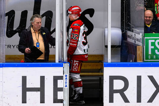 Färjestads Magnus Nygren i utvisningsbåset