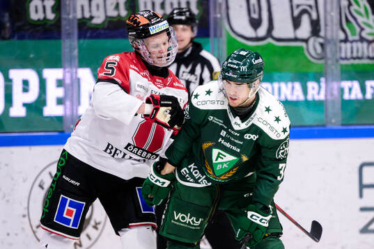 Örebros Gustav Backström och Färjestads Michael Lindqvist