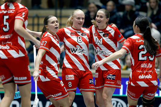 Pixbos Alma Kilpeläinen, Cajsa Elm och Klara Loneberg