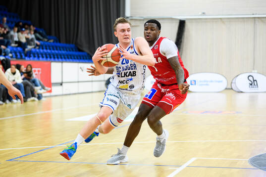 Luleås Jonatan Arvidsson och Uppsalas Sekou Sylla