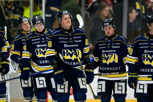 HV71s Tommi Tikka deppar