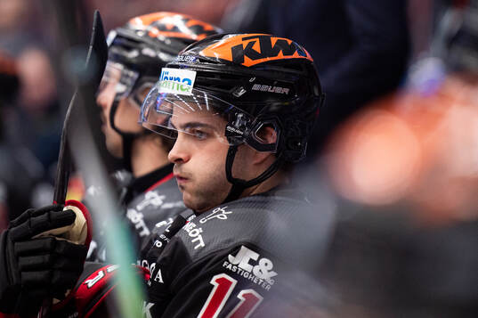 Örebros Danick Martel deppar