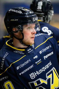 HV71s Oskar Stål-Lyrenäs