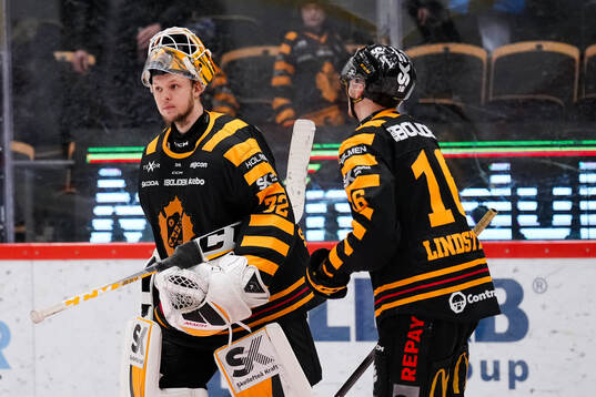Skellefteås målvakt Linus Söderström och Linus