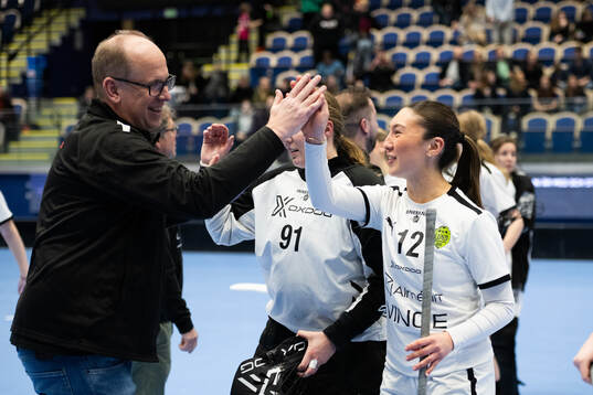 Lunds huvudtränare Jörgen Hammer och Amanda Berg jublar