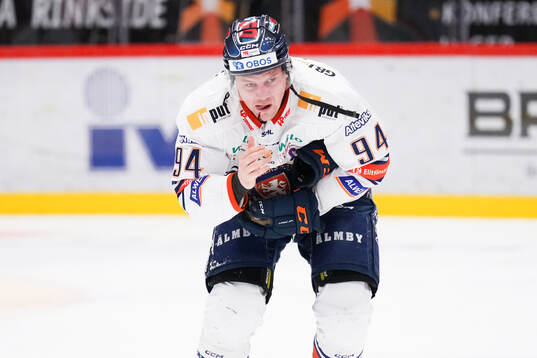 Växjös Joel Persson har ont