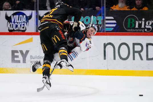 Skellefteås Pär Lindholm och Växjös Noah Östlund