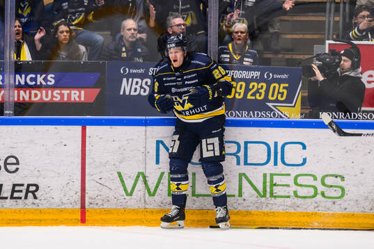 HV71s Tommi Tikka har ont