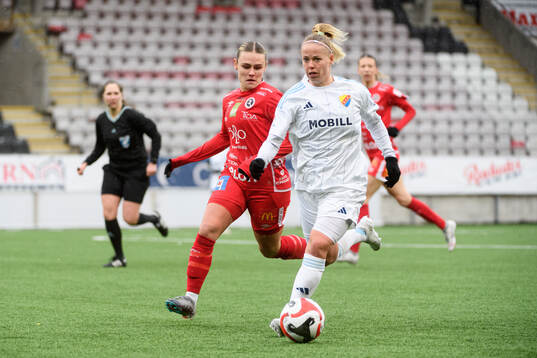 Örebros Maja Bodin och Djurgårdens Therese Åsland