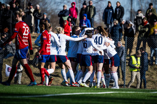 FC Rosengårds Olivia Holdt jublar
