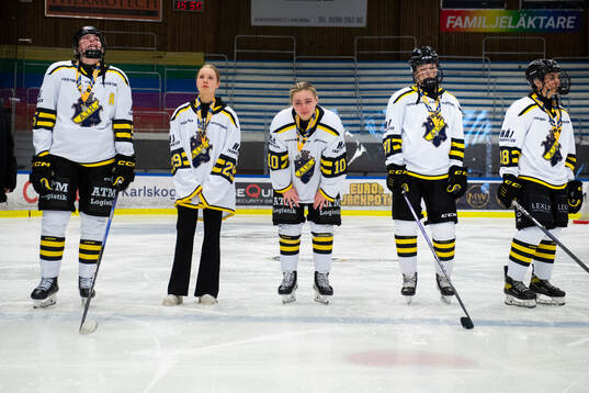 Aiks spelare deppar