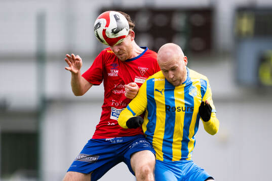 Tvååkers IFs Tim van Assema och Eskilsminnes Christian