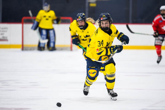 Mira Hallin of Sweden