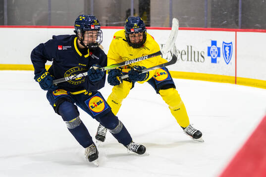 Wilma Sundin and Hanna Olsson of Sweden at a practice