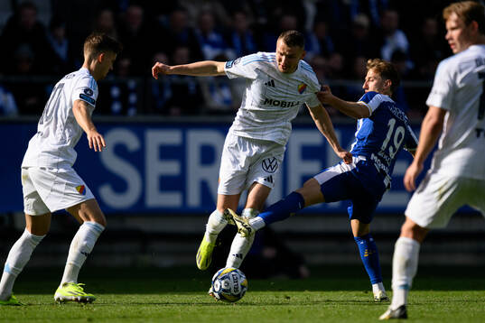 Djurgårdens Piotr Johansson och IFK Göteborgs Arbnor