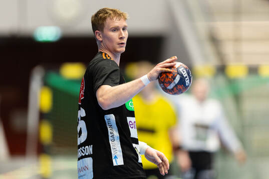 TSV Hannover-Burgdorfs Jonathan Edvardsson