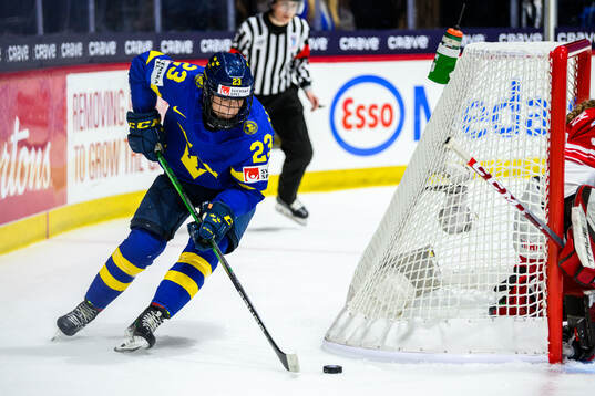 Thea Johansson of Sweden