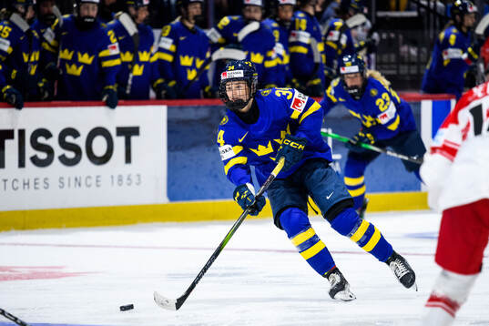 Mira Hallin of Sweden