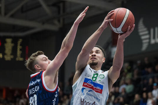 Nässjös Charles Barton Jr