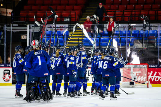 1 Players of Finland celebrate