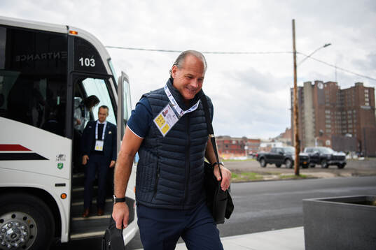 Assistant coach Andreas Spångberg