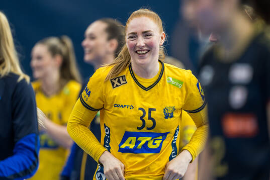 Sofia Hvenfelt of Sweden celebrates