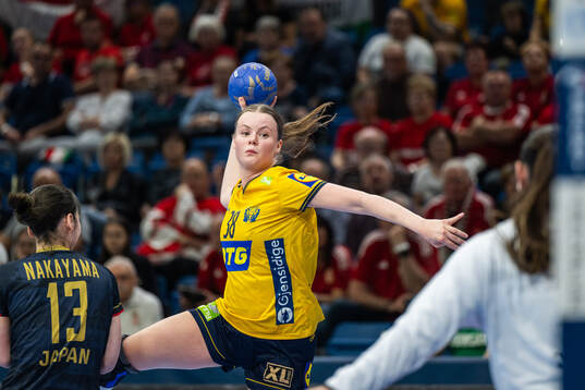 Elin Hansson of Sweden