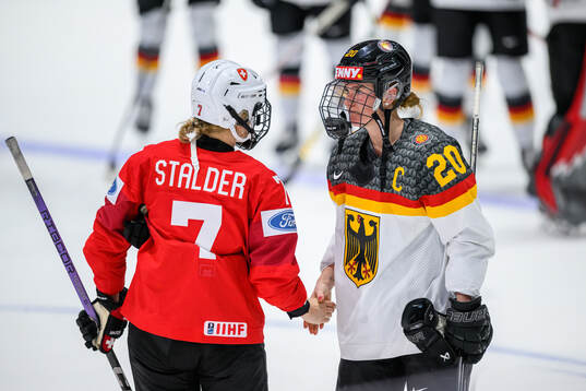 Lara Stalder of Switzerland and Daria Gleissner of Germany