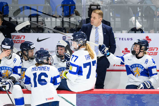 Head coach Juusu Toivola of Finland