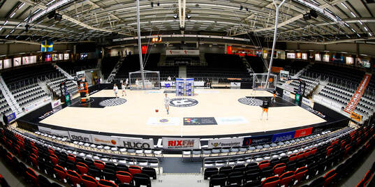 Stadium Arena före basketmatchen i herrarnas SBL mellan