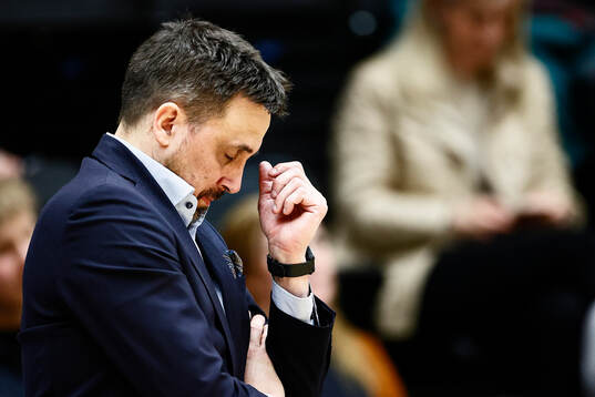Luleås tränare Håkan Larsson deppar
