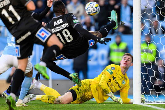 Västerås Mattéo Alrich Mawulé Ahlinvi och Johan