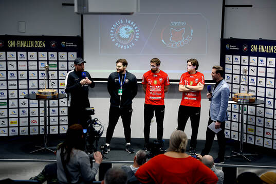 Storvretas tränare Mika Kohonen, målvakt Måns Parsjö,