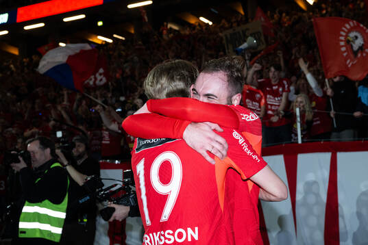 Storvretas Filip Eriksson och Filip Björk jublar