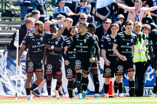 Halmstads Marcus Olsson jublar