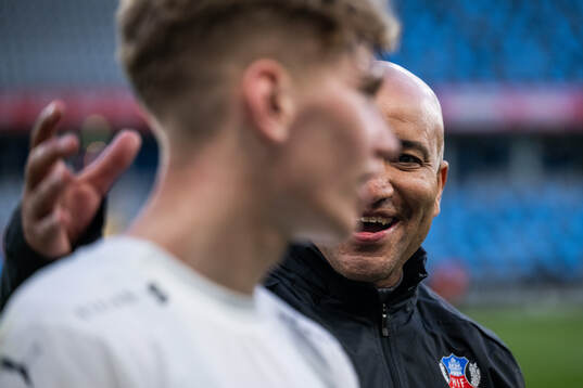 Helsingborgs Benjamin Örn och tränare Kleber Saarenpää