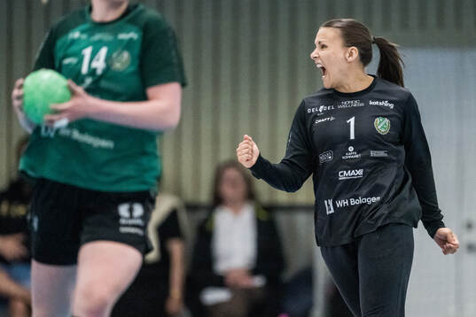 Önnereds Jenny Sandgren jublar
