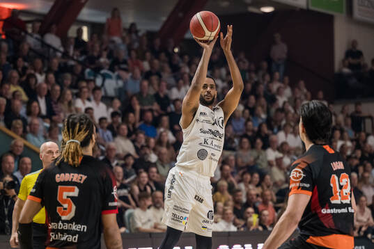 Norrköpings Nathan Dawit