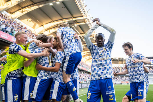 IFK Göteborgs Malick Junior Yalcouye jublar