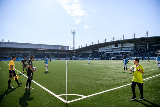 Bläddra bland fler bilder av Fotboll, Superettan, Gefle - Örebro