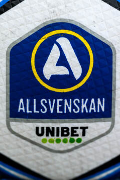 Allsvenskans logotyp på en fotboll