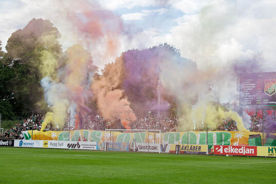 GAIS supportrar med tifo