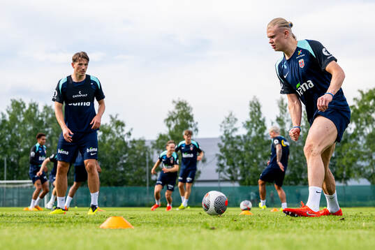 Sander Berge and Erling Braut Haaland of the Norwegian