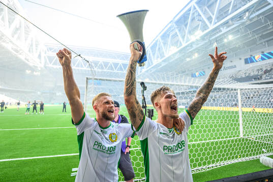 Hammarbys Simon Strand och Fredrik Hammar jublar