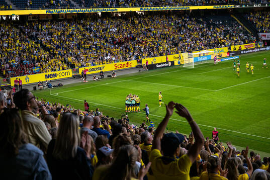 Magdalena Eriksson of Sweden celebrates with team mates