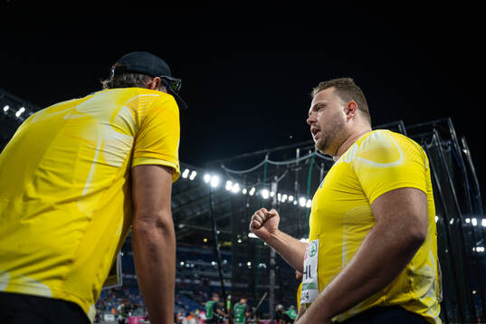 Coach Staffan Jönsson and Daniel Ståhl of Sweden at the